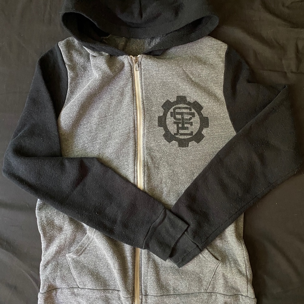 🖤👑CROWN THE EMPIRE BAND JACKET👑🖤